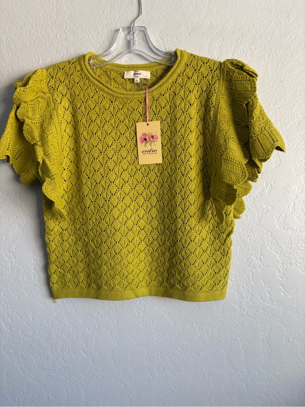 ❤️ NEW entro Lime Green Openwork Knit Top with Ruffle Sleeves